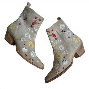Free People Bowers Embroidered Western Style Cowboy Ankle Boots EUR 39 NWOB 9.5
